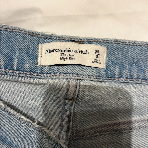 Abercrombie & Fitch High Rise Dad Jean - Picture 7 of 7